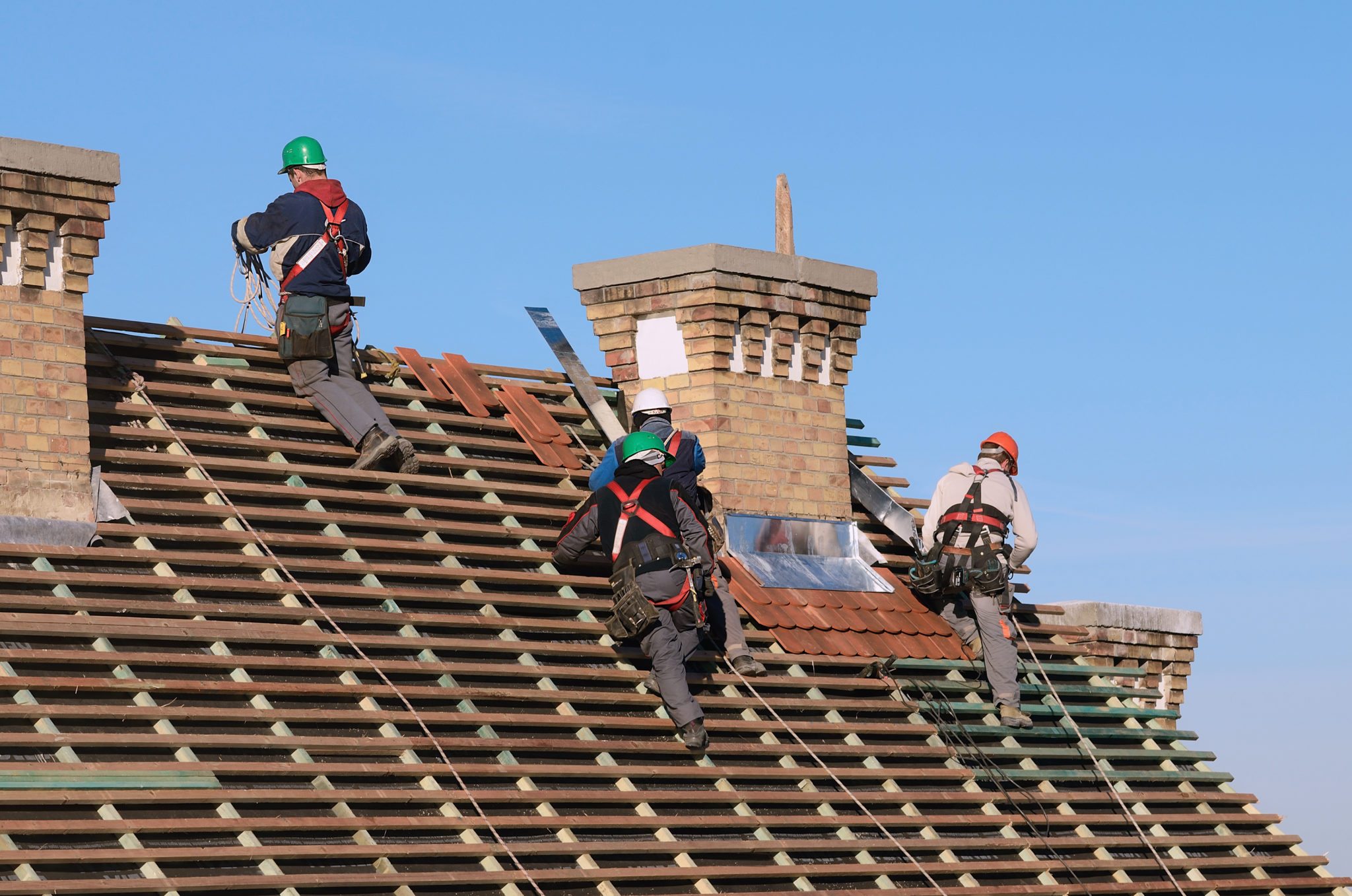 8 Benefits of Professional Roof Inspections