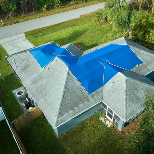 Emergency-Roof-Tarping_11zon